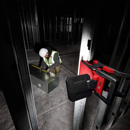 M18&trade; Pivoting Area Light (Tool Only)