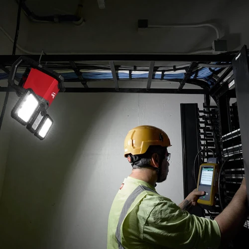 M18&trade; Three Panel Flood Light (Tool Only)